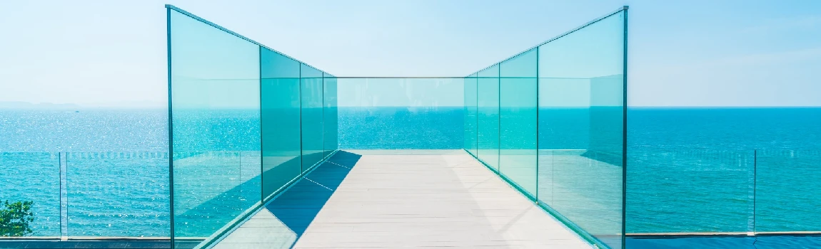 Customized Glass Pool Fence Repair Services in Bartow, FL